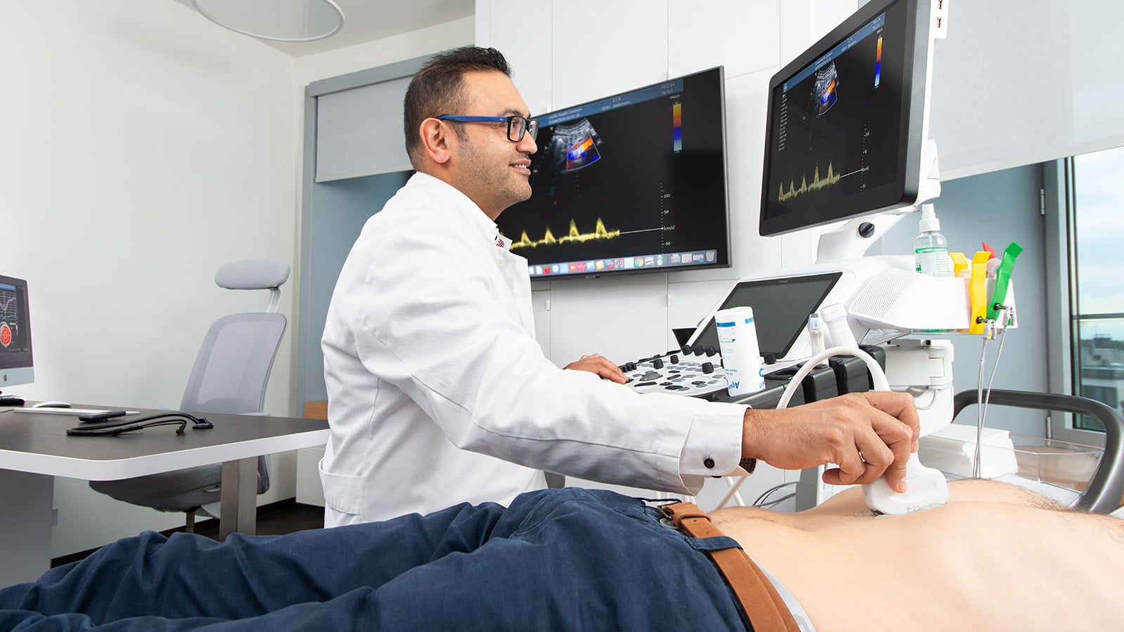 Kardiologe Asim Shahzad Ultraschall Aorta