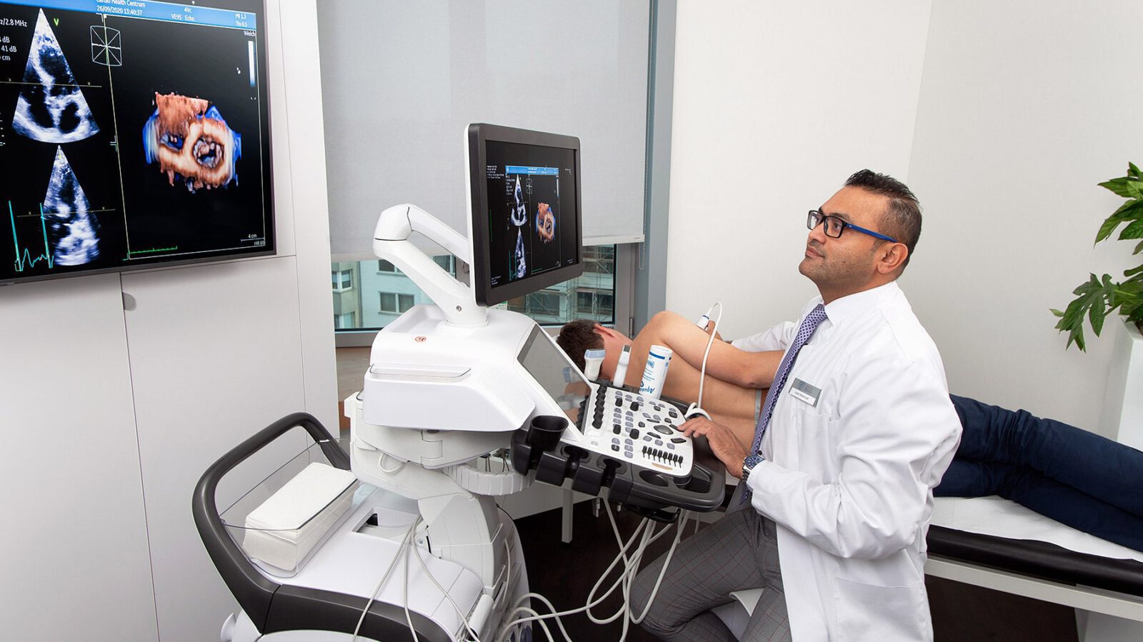Kardiologe Asim Shahzad Ultraschall Echo Herz Diagnostik